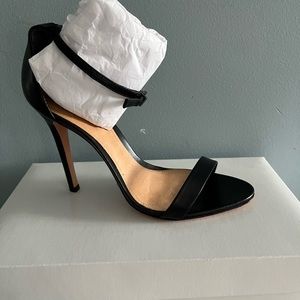 Brand New-Revolve Shutz strappy black heels 9.5